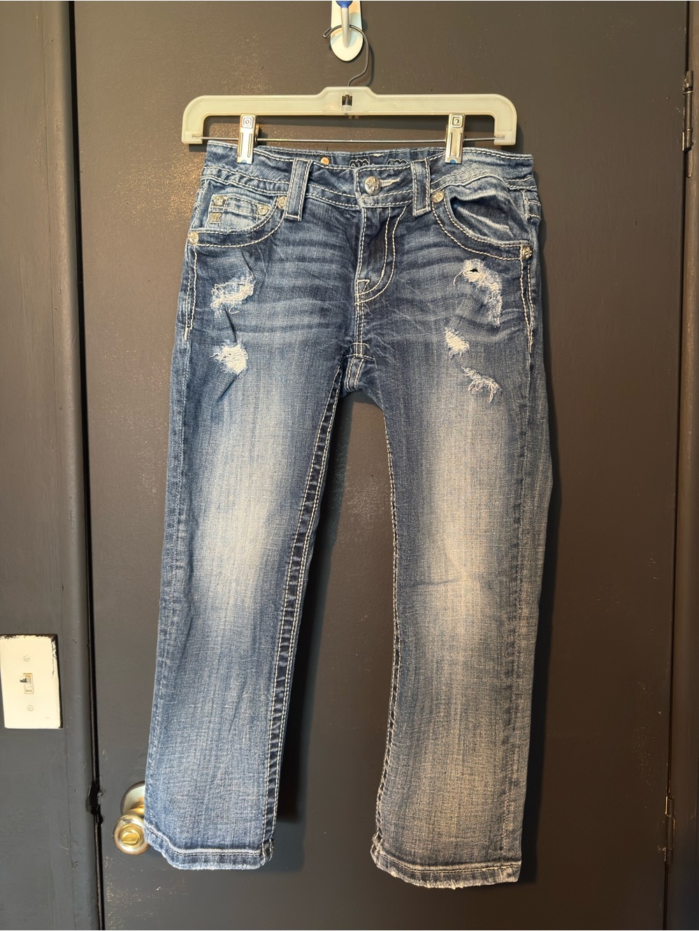 Miss Me Blue Distressed Straight Leg Jean Capri size 27